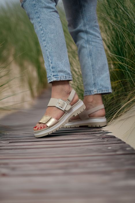 21003 Ara Shoes Malaga Kadın Süet Sandalet 36-41 09 GAUCHOSOFT-MET,KALBVELOUR , SAND